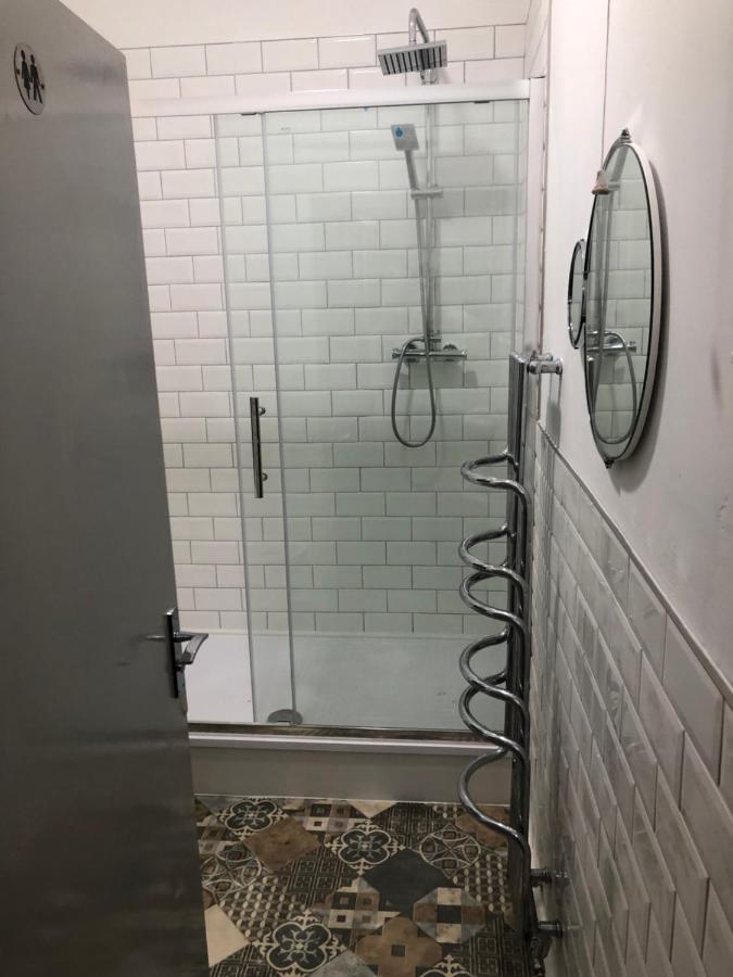 Tees Valley B&B Apartment 1 Стоктон-он-Тис Экстерьер фото